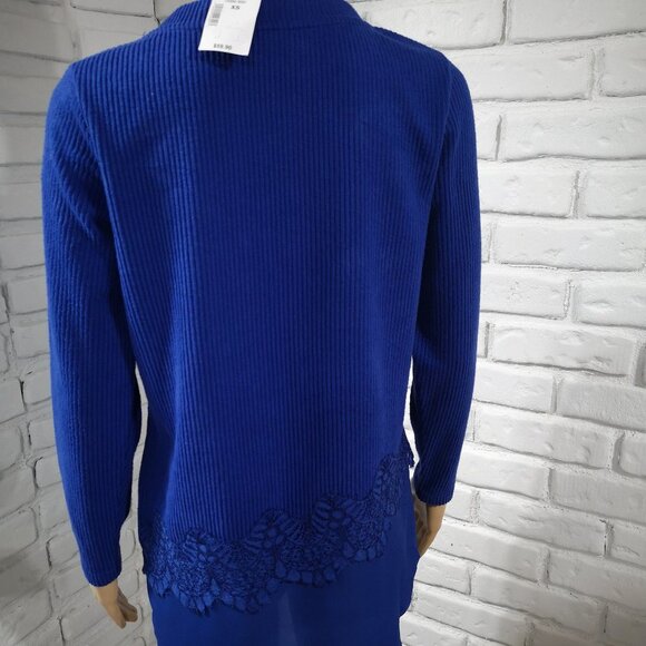 NWT Cleo Ladies Royal Blue Long Sleeves Size XS Straight Fit V-neck Sweater - Picture 2 of 10